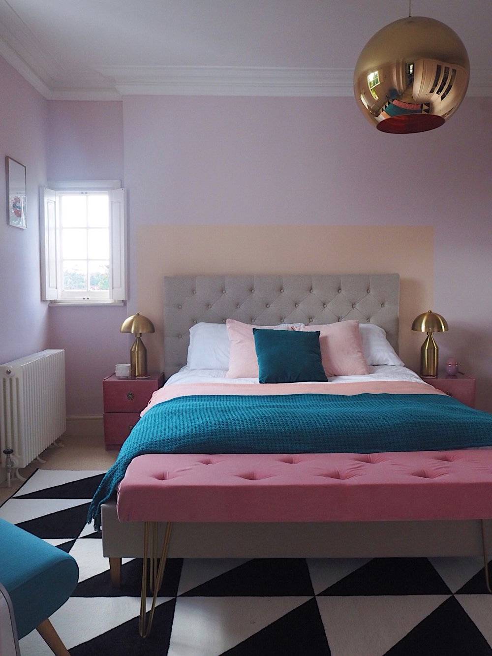 Сочетание розового в интерьере спальни